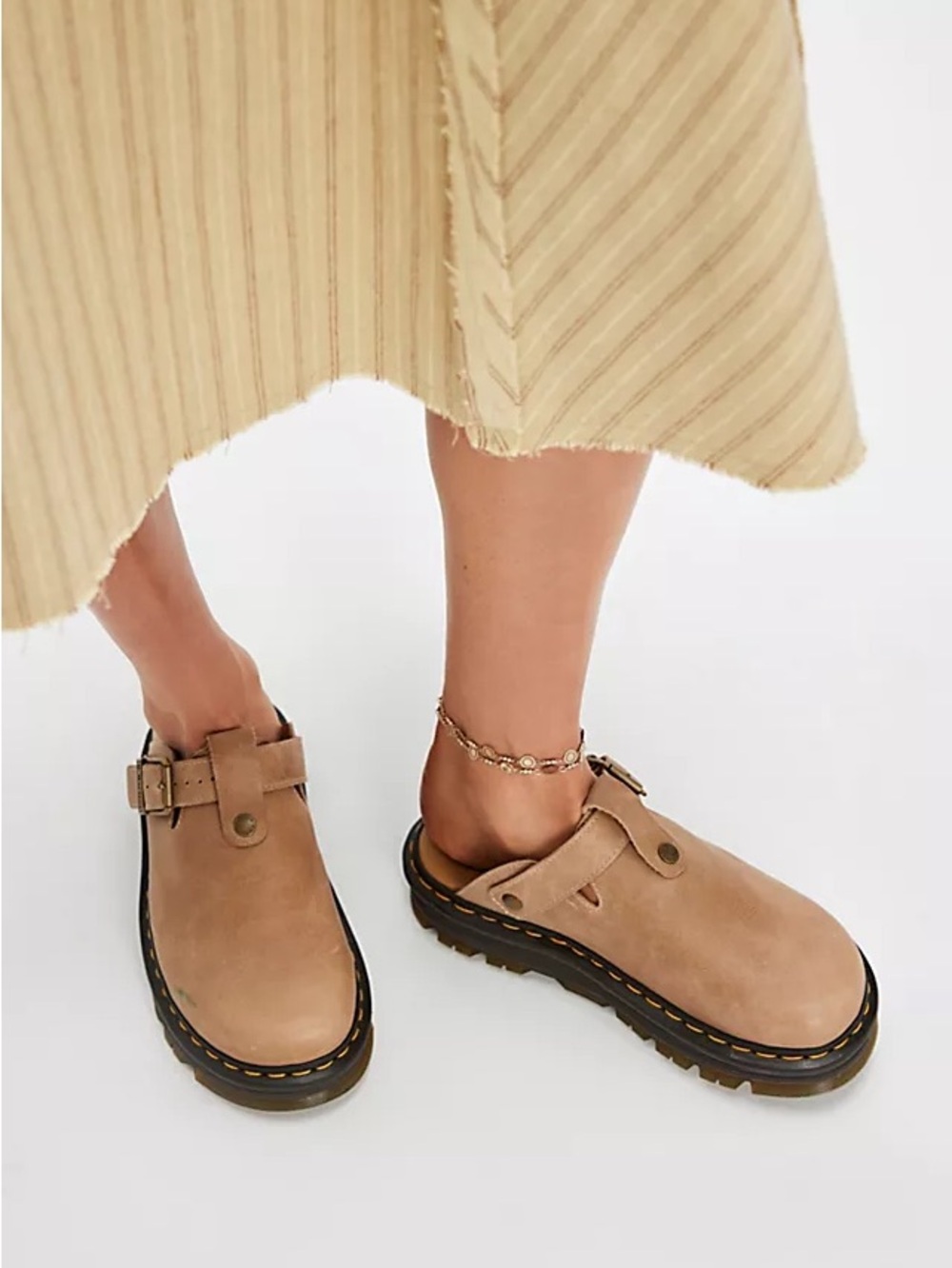 Dr Doc Martens Zebzag Tan Suede Mules Free People Clogs Slip On Shoes Sz 7 38 - Picture 9 of 9
